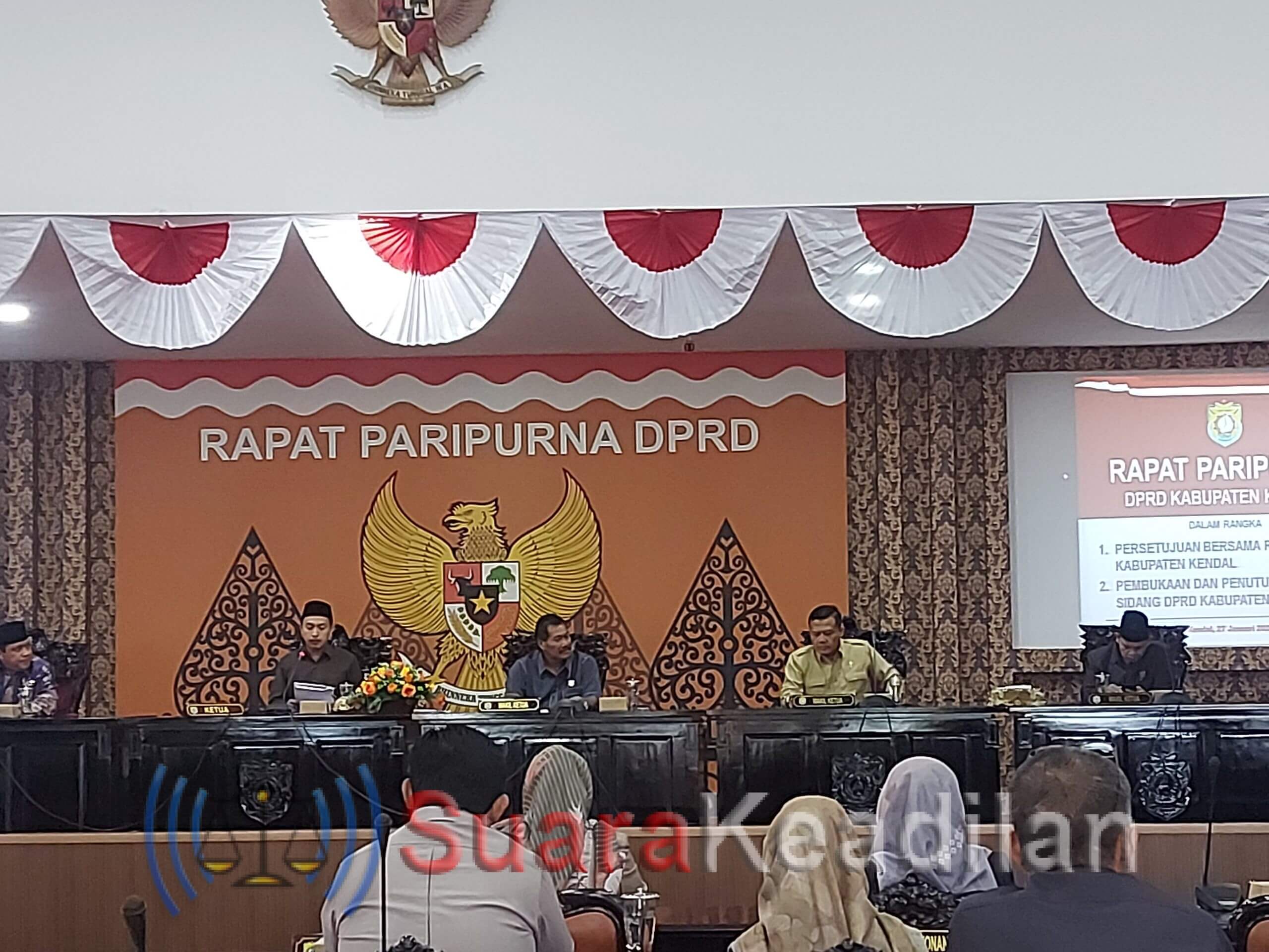 DPRD – Pemkab Kendal Teken Bersama Raperda Rencana Pembangunan Industri Tahun 2022-2024