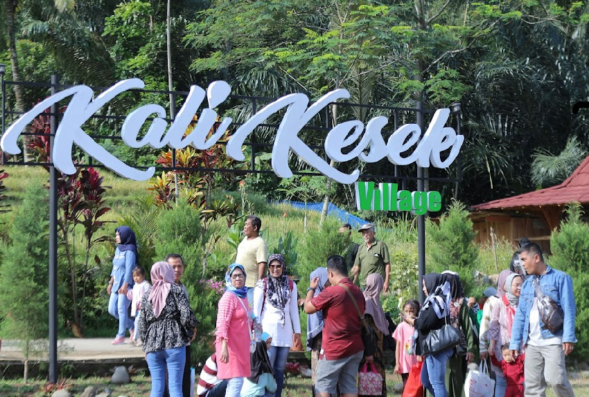 Kalikesek, Idola Wisata Baru Warga Kendal