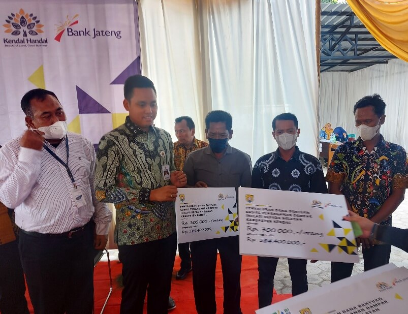 Bupati Berpesan BLT BBM Nelayan Jangan Dipakai Judi Bola