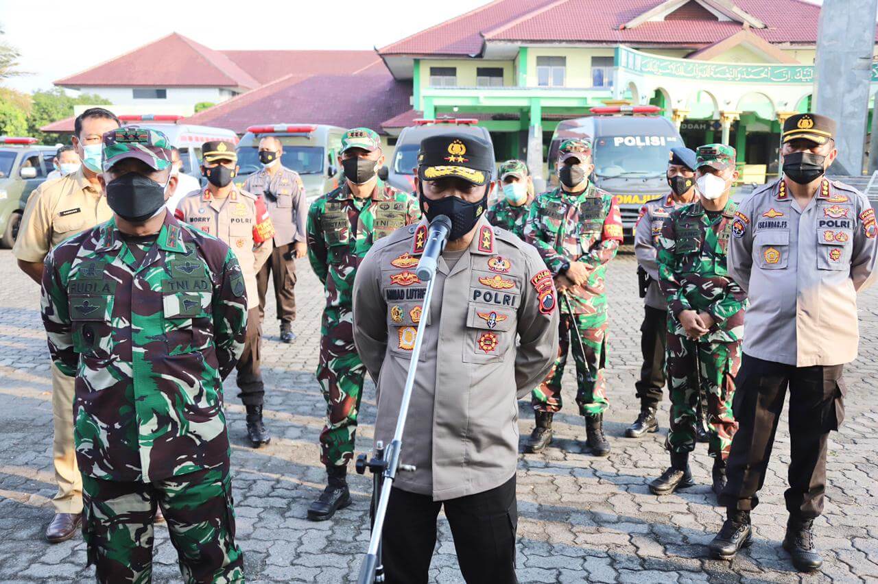 Kapolda Jateng – Pangdam IV Diponegoro Dampingi Intensif Penanganan Covid 19 Di Kudus