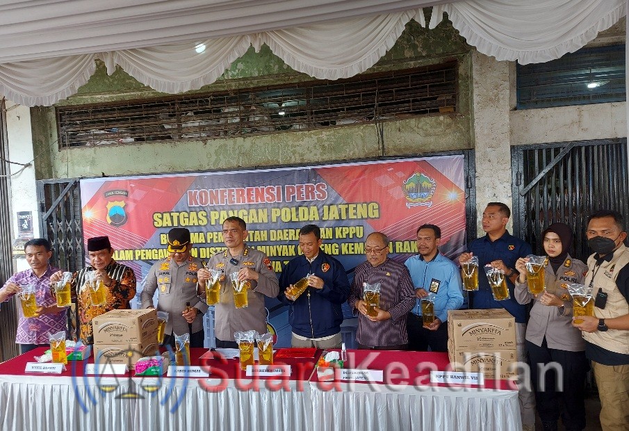 Di Pasar Langka, Satgas Pangan Polda Jateng Temukan 17,5 Ton Minyak Kita Di Weleri