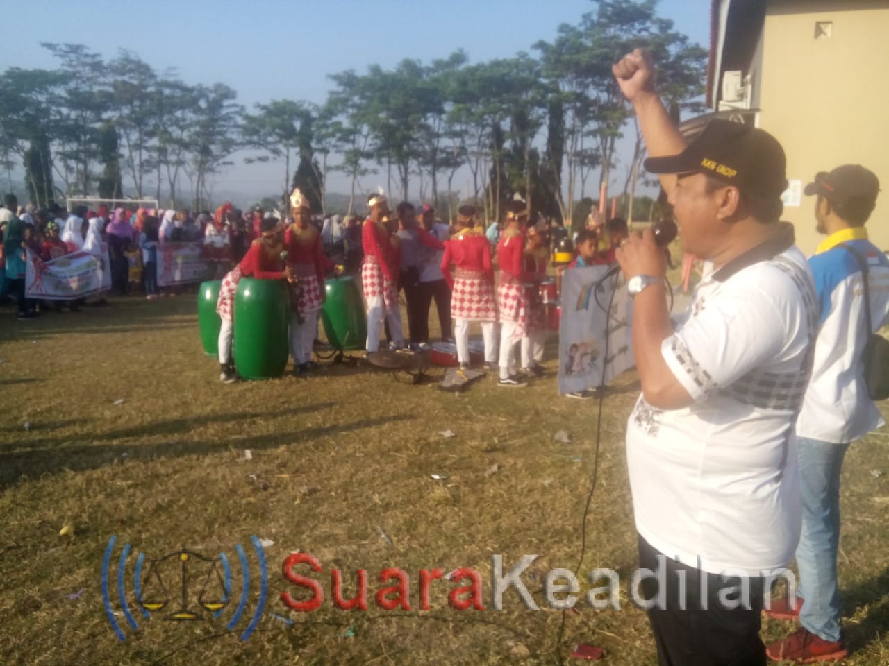 Jalan Sehat – Pengajian Semarakan HUT RI Mororejo