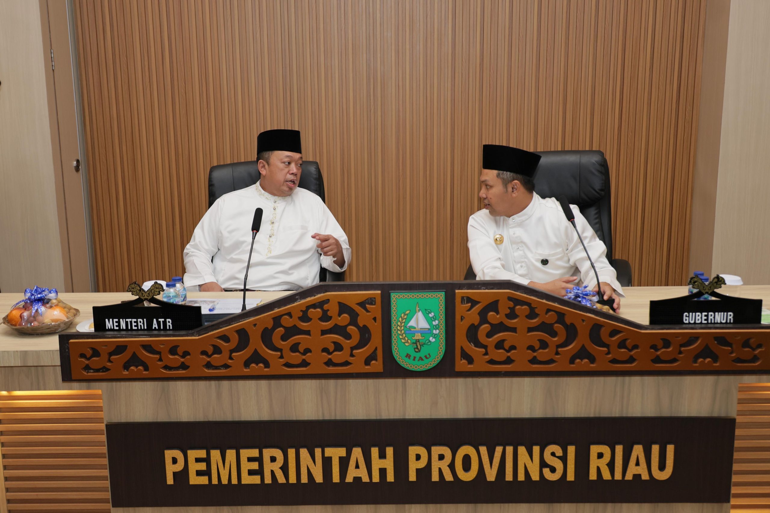 Menteri Nusron Imbau Kepala Daerah di Riau Sosialisasikan Pentingnya Partisipasi Masyarakat dalam Peningkatan Kualitas Data Pertanahan