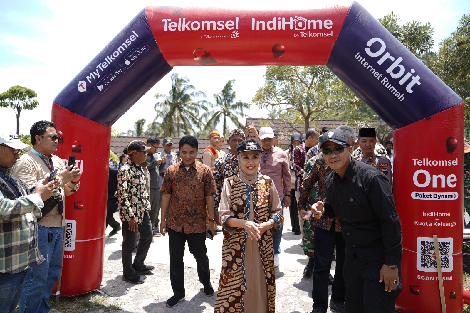 Gandeng Telkomsel, Pemdes Sri Eulan Sukses Padukan Seni Budaya Lokal Dengan Tehnologi Modern