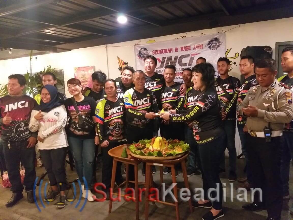 Rayakan Hari Jadi Ke-1, YNCI Kendal Chapter Tumpengan