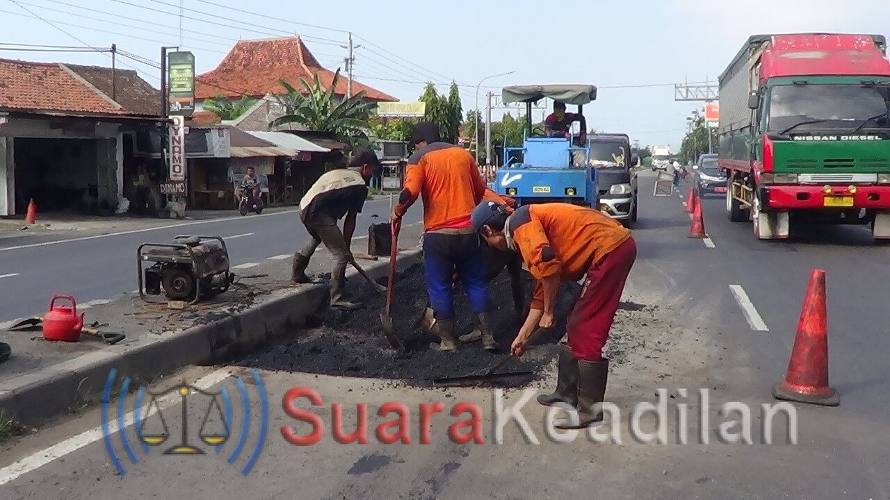 Jelang Arus Mudik, Pantura Kendal Diperbaiki