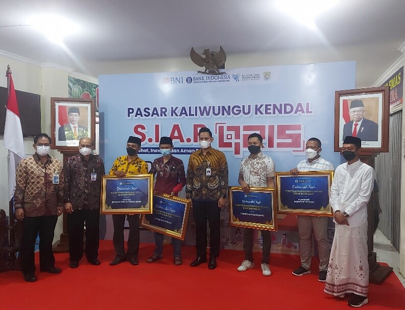 Pasar Kaliwungu Layani Pembayaran Digital Qris
