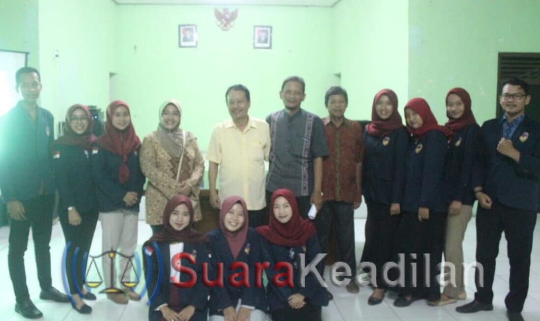 Antisipasi DBD, KKN UPGRIS Sosialisasi Lingkungan Sehat