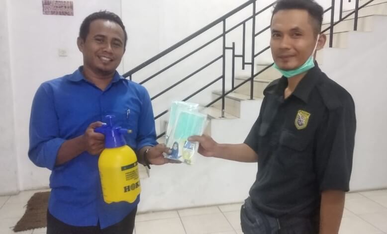 Cegah Corona, STEKOM Kendal lakukan sterilasasi ruangan dan membagikan masker