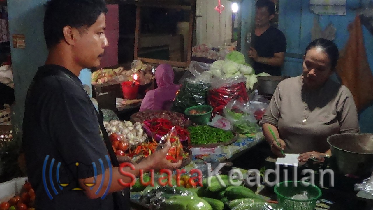 Musim Hujan Berkepanjangan Sebabkan Harga Bawang Putih dan Cabe Rawit Naik Rp 20.000 Per kg