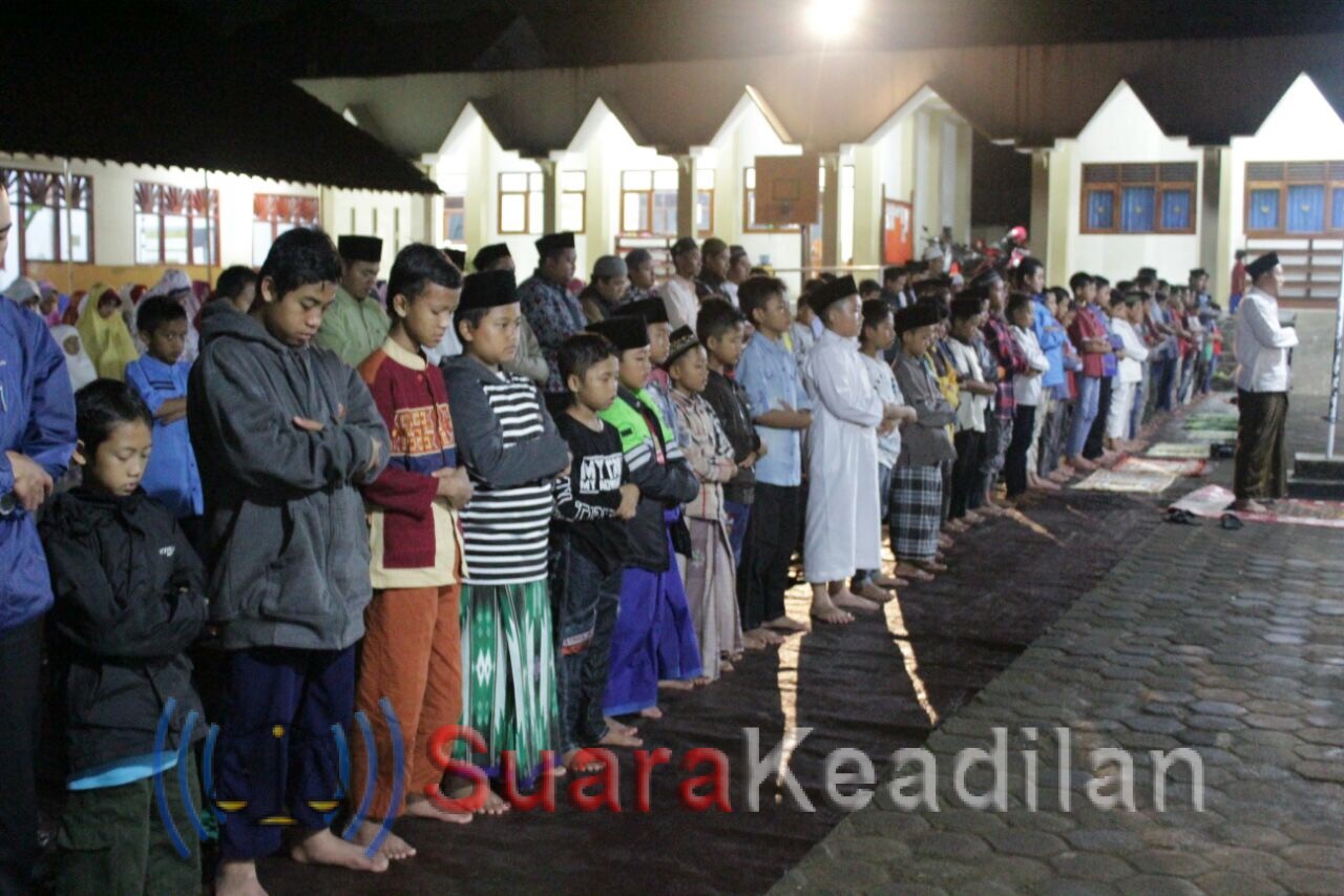 SD Muhammadiyah Sukorejo Ajak Siswa-Wali Murid Sholat Gerhana