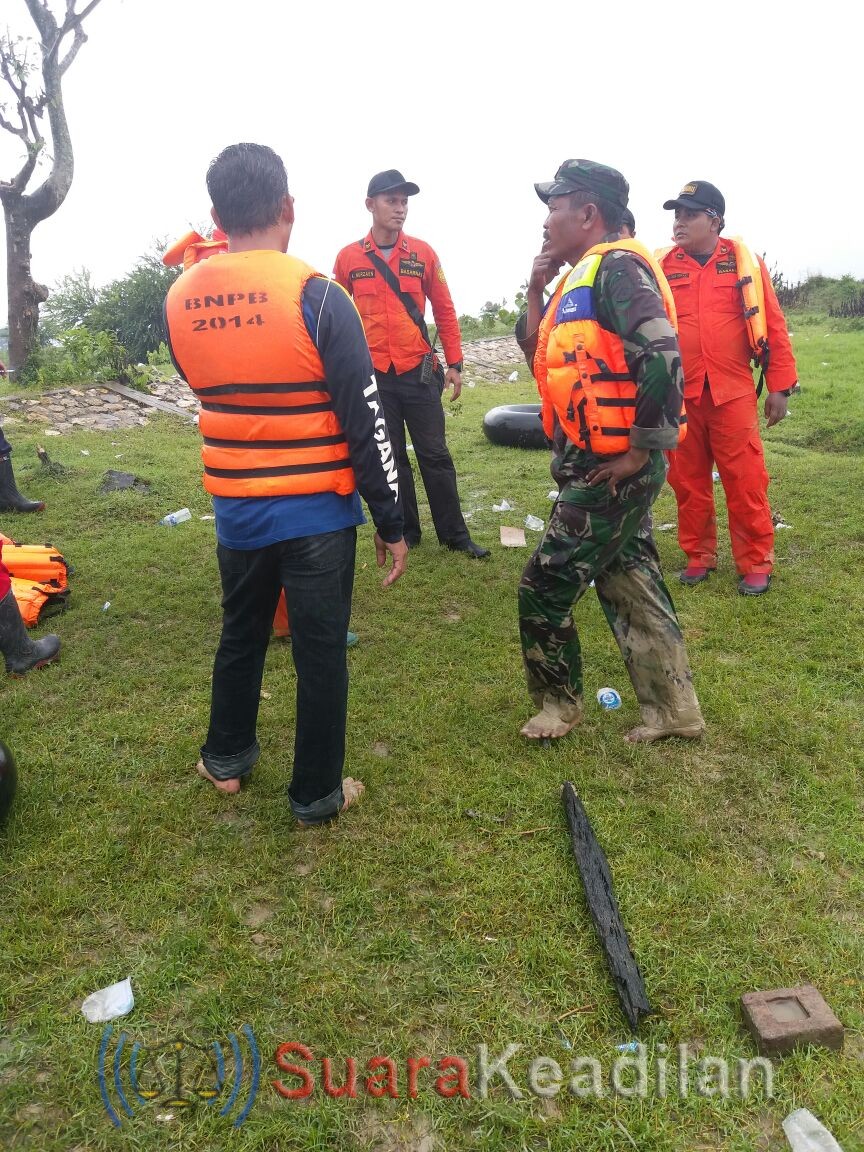 Petugas kebersihan Bendung Klambu, Grobogan,hilang tenggelam.