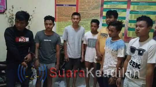 Bersenggolan Di Tempat Karaoke, Feri Tewas Ditusuk