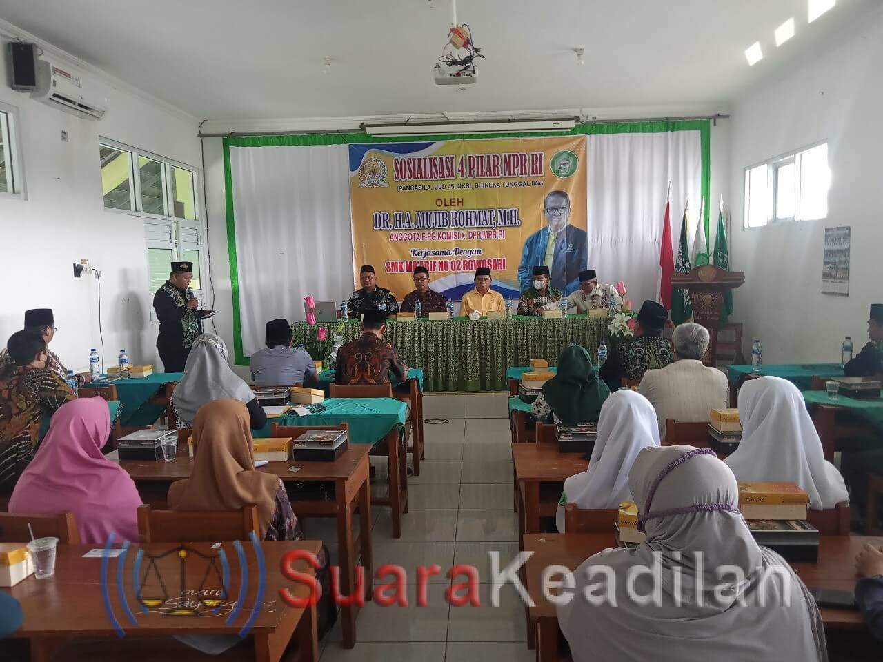 Mujib Rohmat Sosialisasi Empat Pilar Di SMK Mualimin Weleri