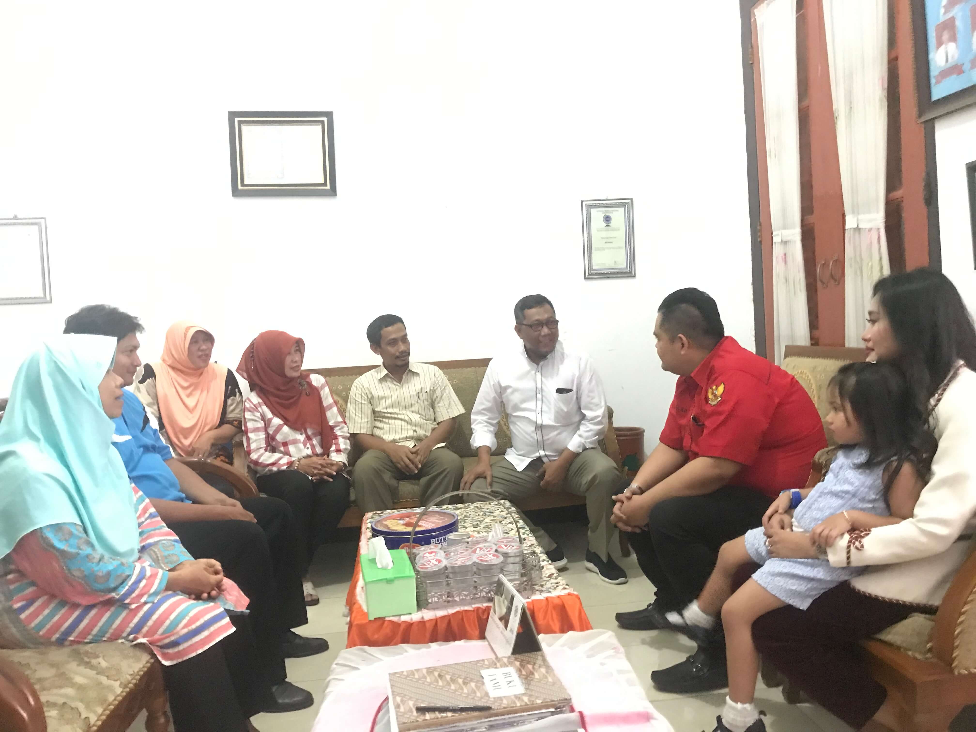 Datangi Guru SMP, Falah Minta Doa Restu Nyalon Bupati Kendal