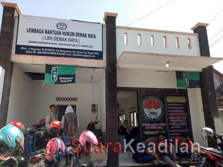 Jelang lebaran Idul Fitri, Lembaga Bantuan Hukum Demak Raya (LBH Demak Raya) Lounching Posko pengaduan THR tahun 2018