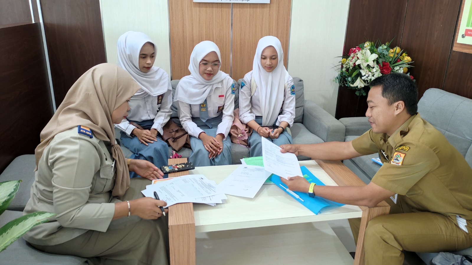 Penarikan Siswa Magang dari SMK N 5 Kendal – Kantor Pertanahan Kabupaten Kendal