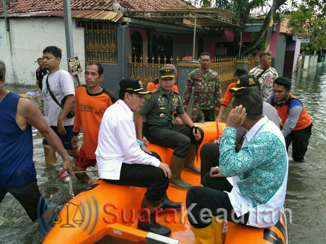 Dandim,Walikota Dan Kapolres Terjun Tinjau lokasi Banjir