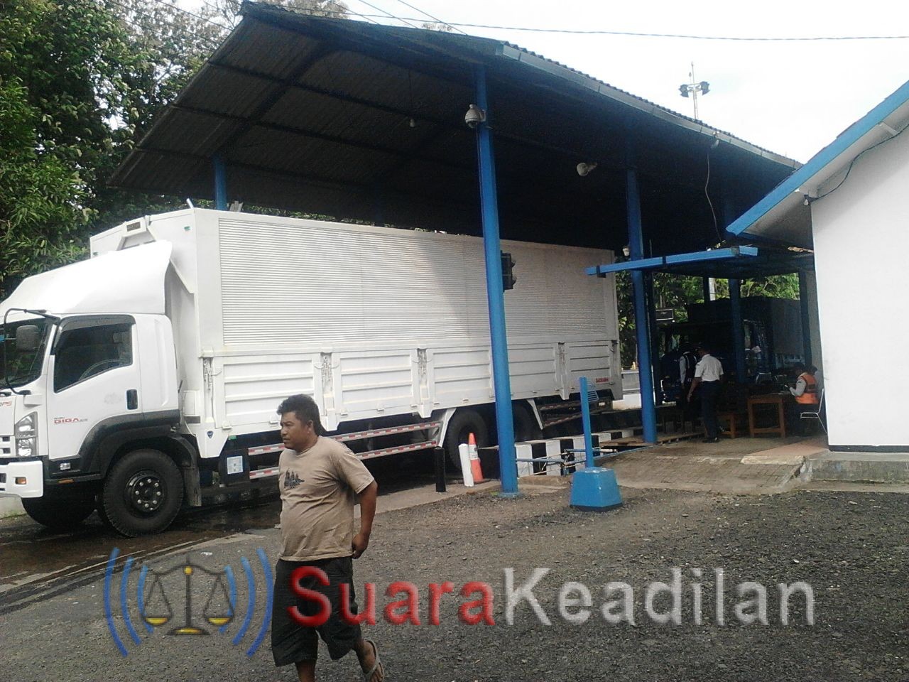 Dua bulan Beroperasi Jembatan Timbang (UPPKB) Subah Tilang 1680 Kendaraan