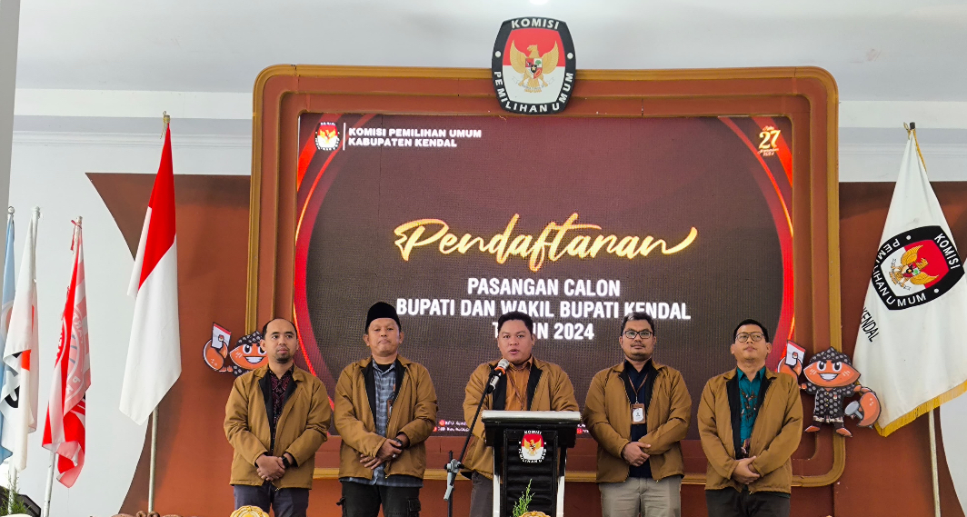 Paslon Cabup-Cawabup Enggan Daftar Di Hari Pertama