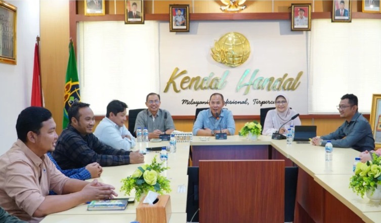 Pengarahan Plt. Kakan Kab. Kendal Kepada Pejabat Pengawas dan Pelaksana