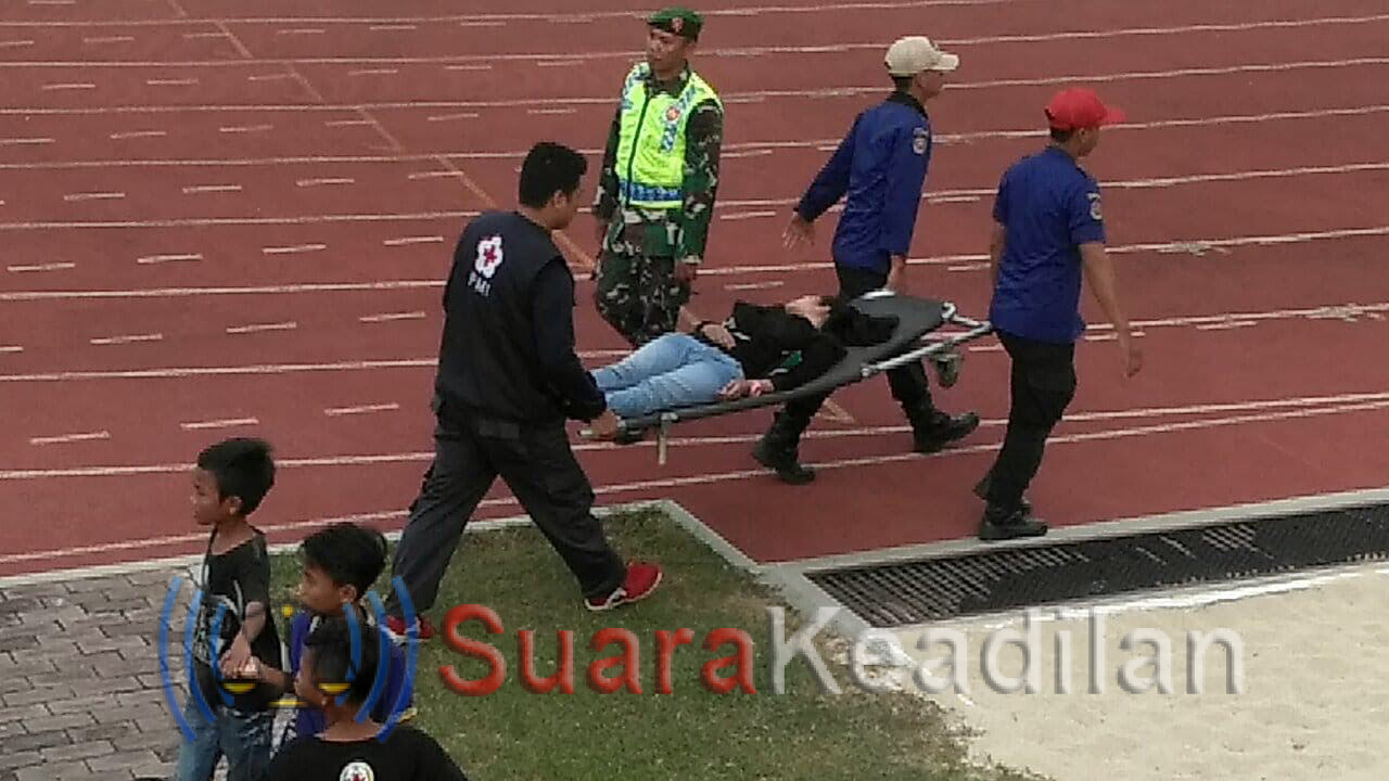 Tawuran Suporter Persis Solo-Suporter Persik Kendal Pecah Di Luar Stadion