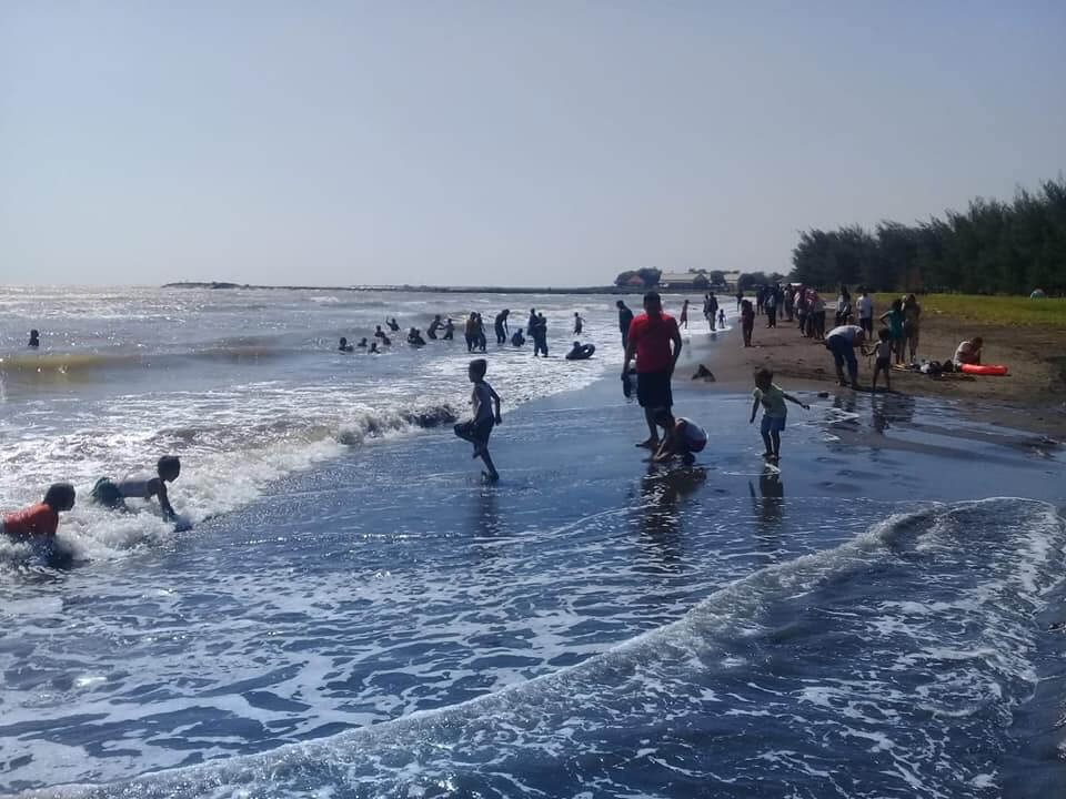 Pantai Sendang Asih Siap Berbenah Untuk Manjakan Pengunjung