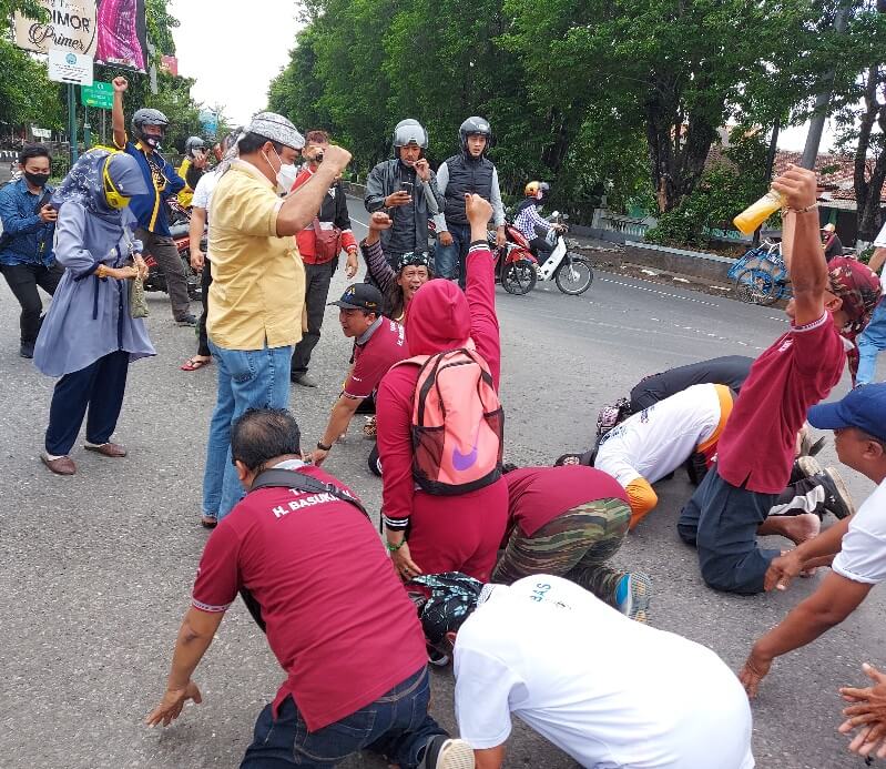 Enam Pendukung Dibas, Jalan Kaki Boja-Kendal