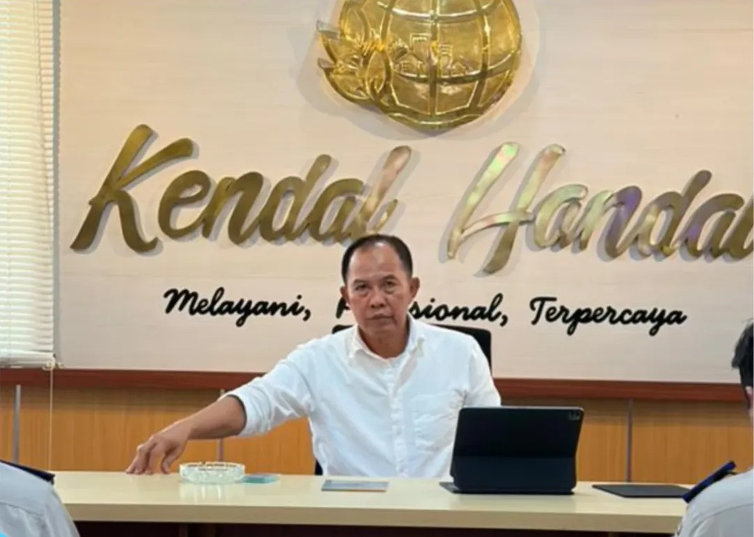 Mari dukung kami Kantor Pertanahan Kab. Kendal dalam memberikan pelayanan terbaik dan membangun Zona Integritas menuju Wilayah Birokrasi Bersih Melayani (WBBM).