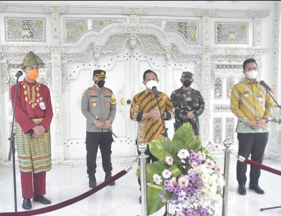 Mendagri: Atasi Covid-19 Tantangan Bupati Kendal Baru