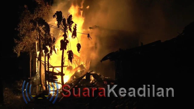 Tiga Rumah Ludes Terbakar Saat Ditinggal Pergi Pemilik