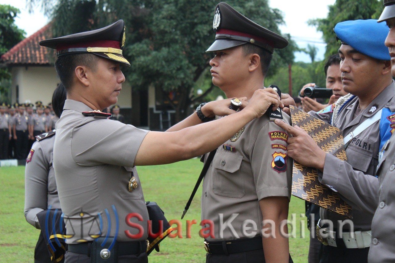Polres Pekalongan Gelar Upacara Korp Raport Kenaikan Pangkat