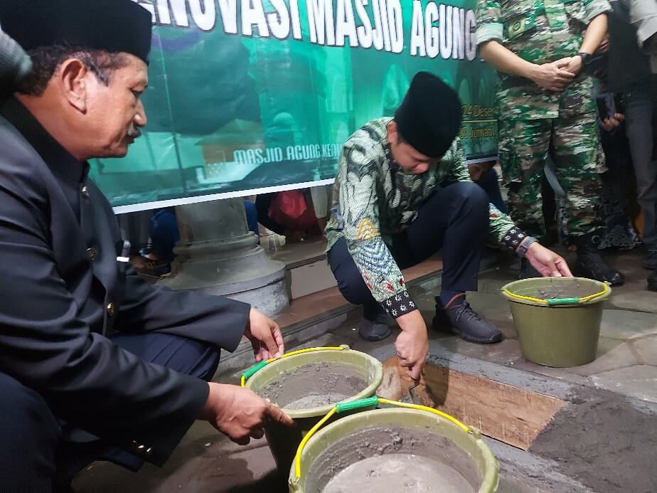 Masjid Agung Kendal Direnovasi, Batu Pertama Diambil Dari Petilasan Pangeran Abinowo