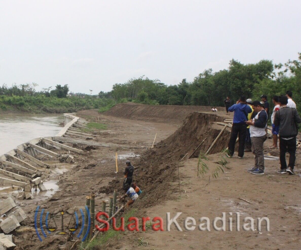 Talut Kali Bodri Di Lanji Longsor, Warga Was-Was Setiap Hujan