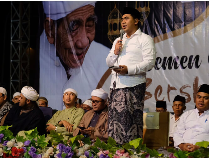 Kenang 100 Hari Mbah Moen, Semen Gresik Gelar Sholawat Dan Doa Bersama