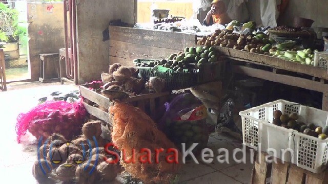 Permintaan Tinggi, Harga Kelapa Melambung