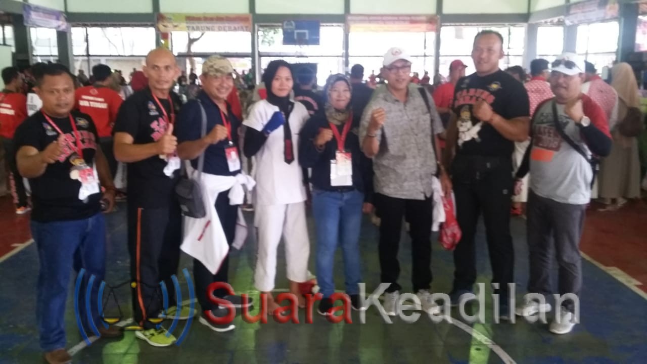 Tarung Derajat Sumbang Sumbang 3 Emas, 3 Perak dan 1 Perunggu