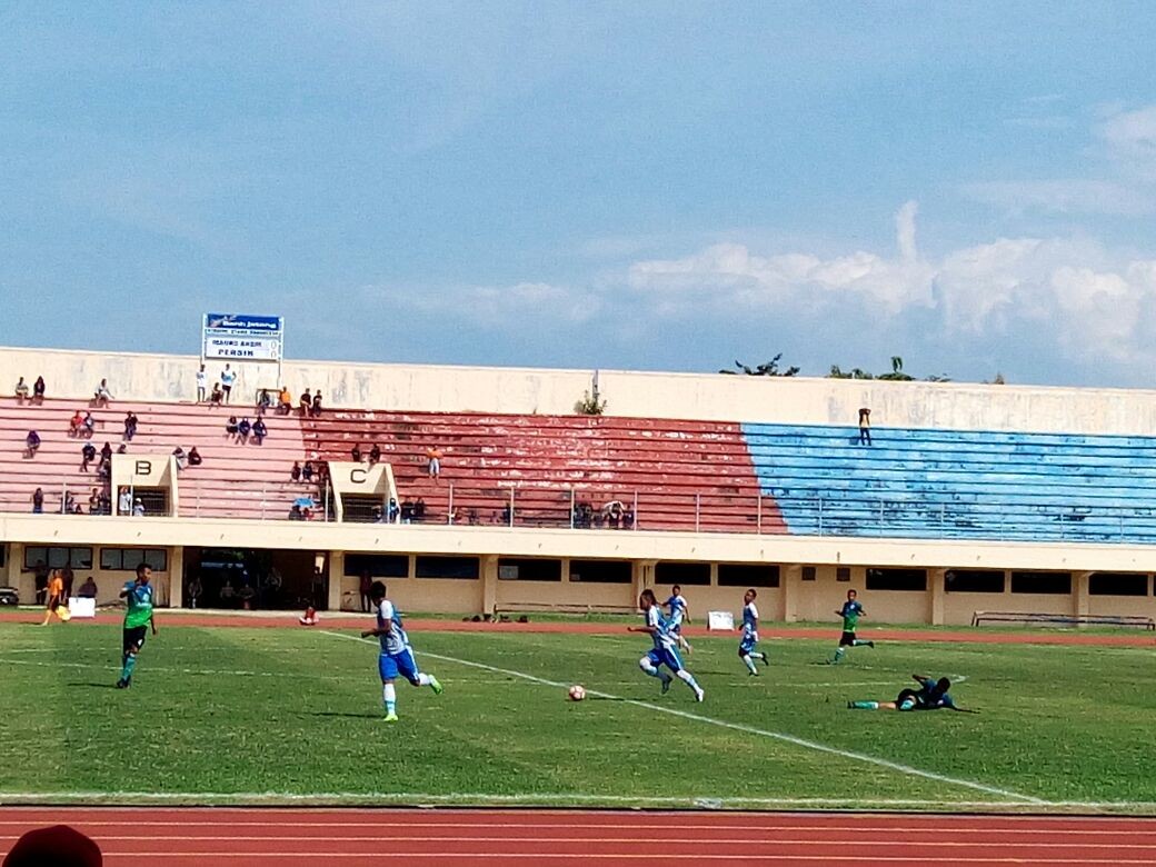 Maung Anom Tekuk Persik Kendal 1-0