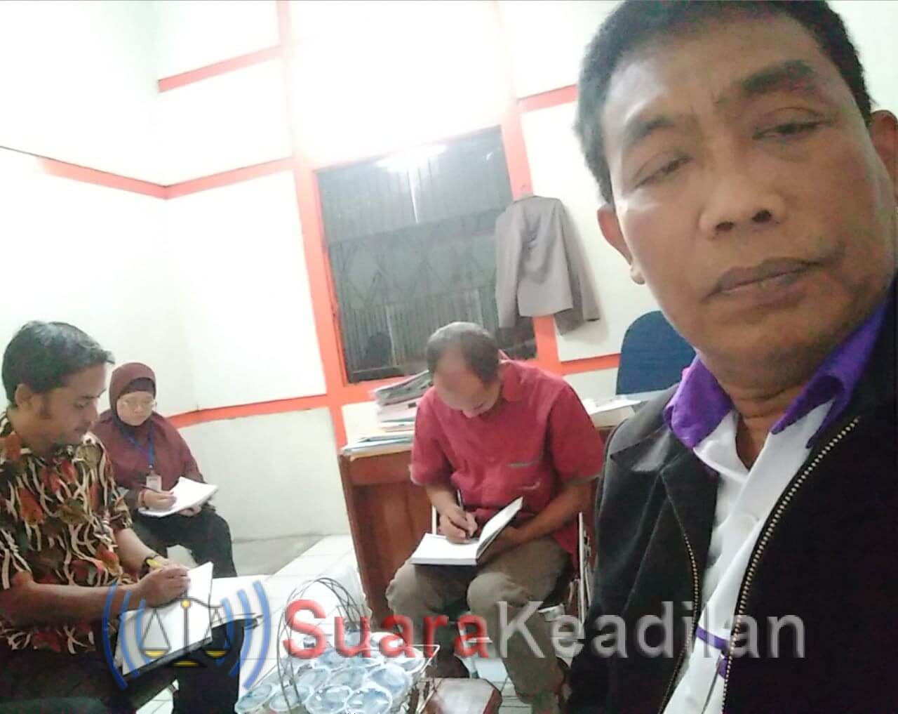 Diduga Tidak Netral, Ketua PPS Sumbersari Dilaporkan KPU
