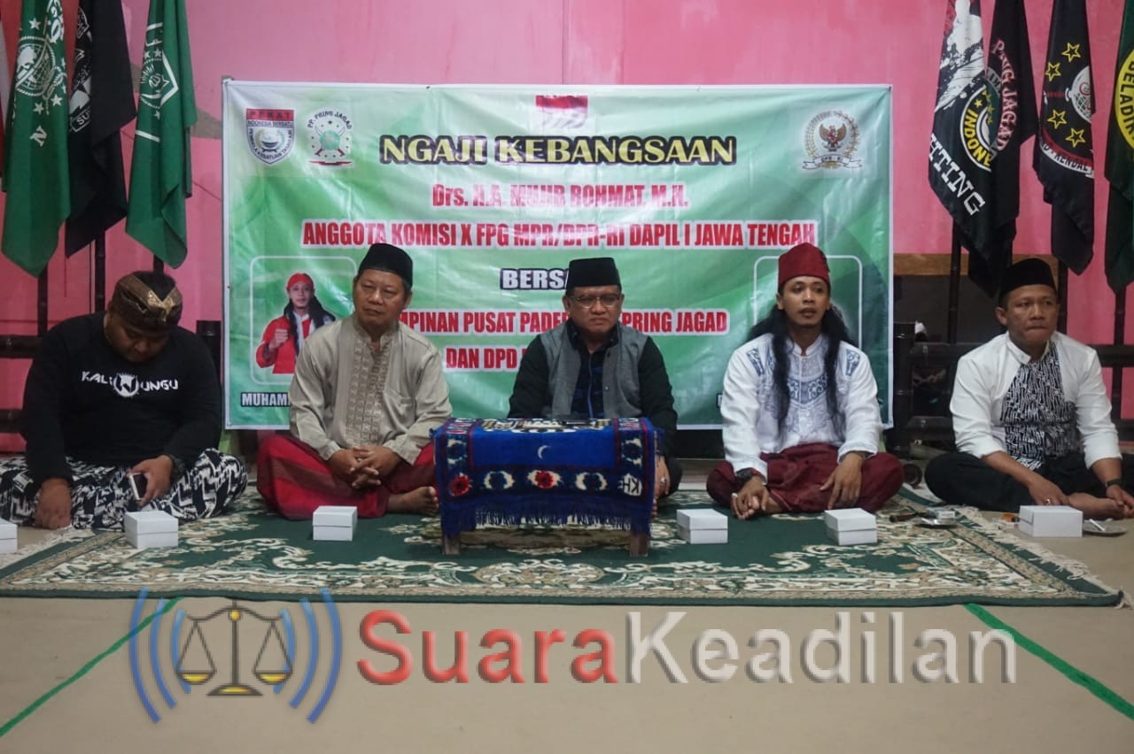 Pekat IB Kendal Ngaji Kebangsaan Bersama Mujib Rohmad