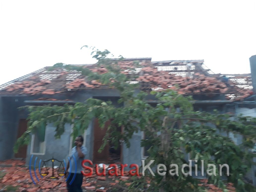 Ratusan rumah di 4 desa rusak berat akibat terjangan puting beliung