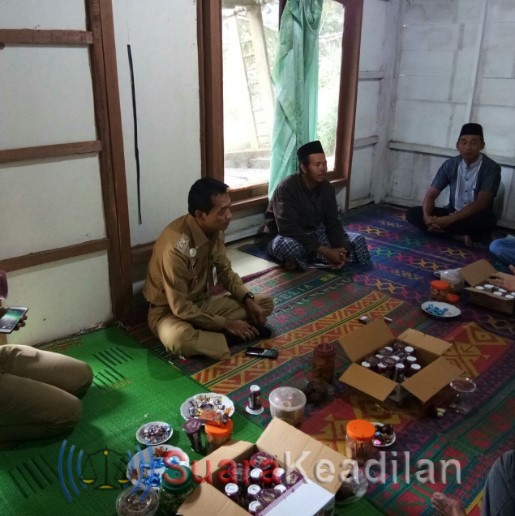 Suyono Sambangi Rumah Korban Tenggelam Di Curug Sijeglong
