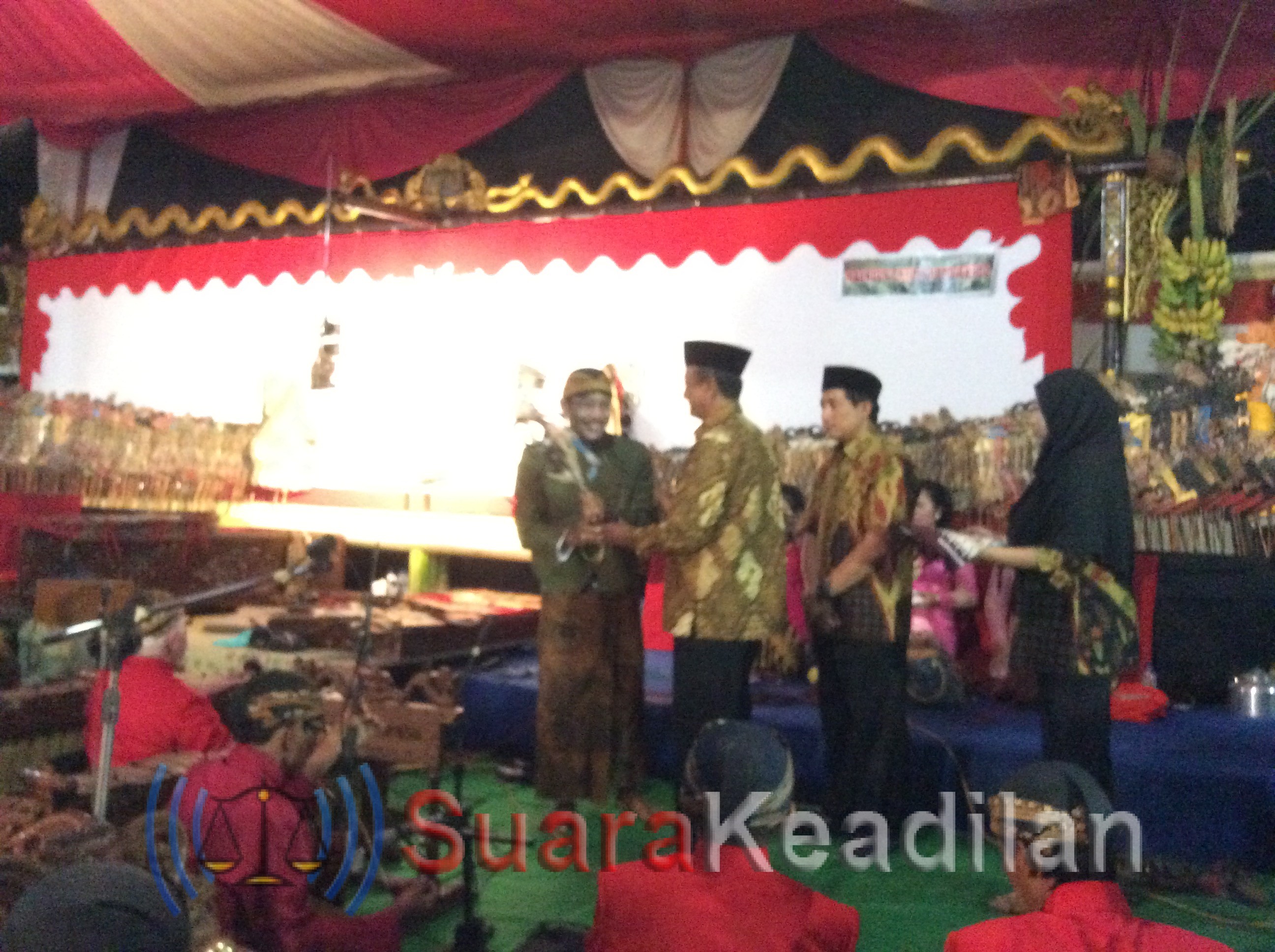 Pagelaran Wayang Kulit Desa Protomulyo Meriah