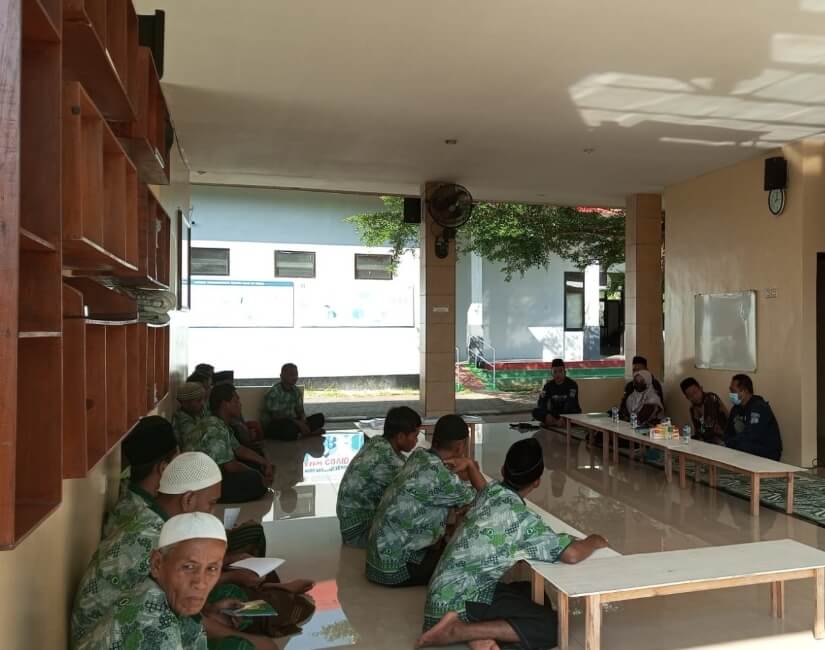 Lapas Klas IIB Kendal Ajak Warga Binaan Ikuti Kajian Jumat Berkah