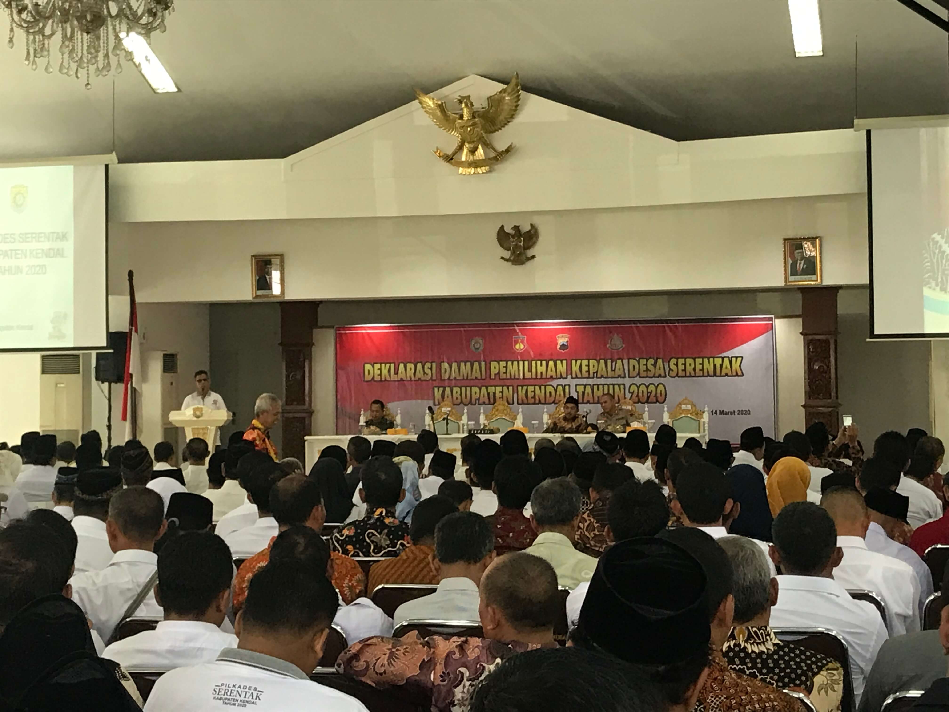 Pemkab Kendal Ajak Calon Kades Wijudkan Pilkades Gembira