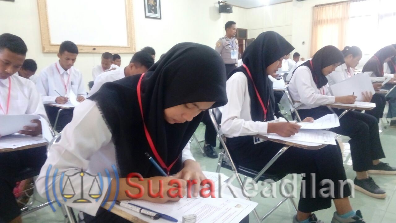 Polres Pekalongan Melaksanakan Pembinaan dan Latihan Uji Akademik Dalam Rangka Seleksi Penerimaan Anggota Polri TA. 2018