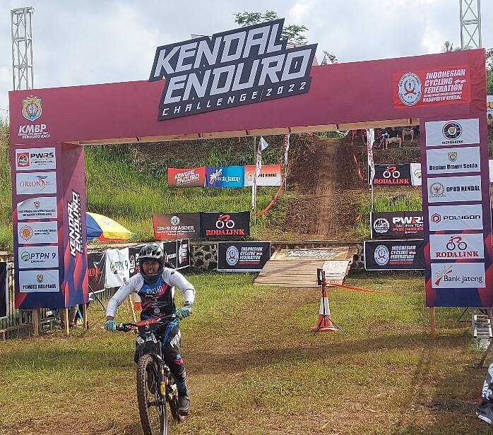 Dicky Farhan Mauludin, Raih Juara Kelas Men Elite Kendal Enduro 2022