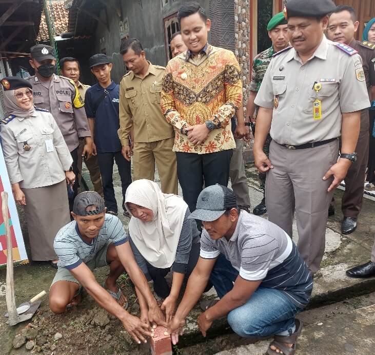 Antisipasi Sengketa Lahan, Bupati-BPN Kendal Saksikan Pemasangan Patok Program PTSL