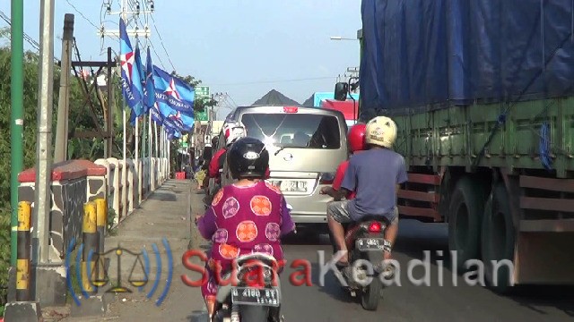 Titik Kemacetan Jembatan Grogolan Diperlebar