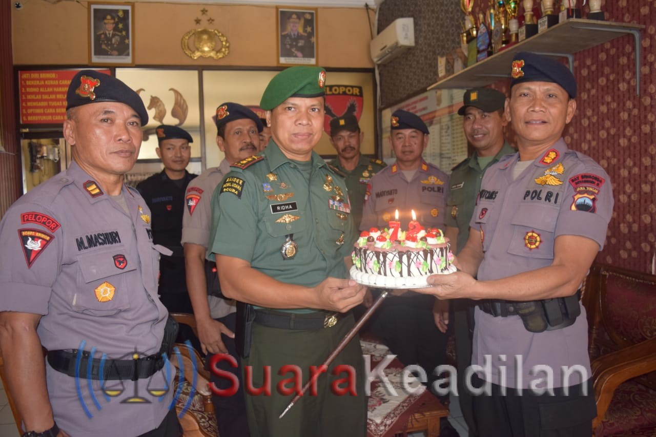 Dandim 0710 Beri Kejutan Komandan Brimob